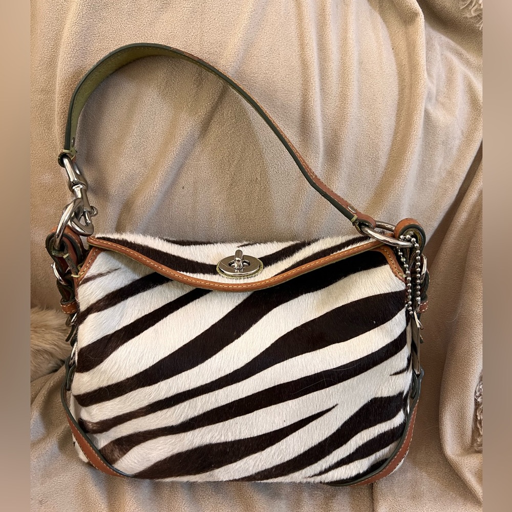 Vintage Coach Chelsea Handbag - Limited Edition - Picture 2 of 12